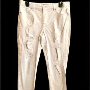 Sofia by Sofia Vergara White Distressed Jeans